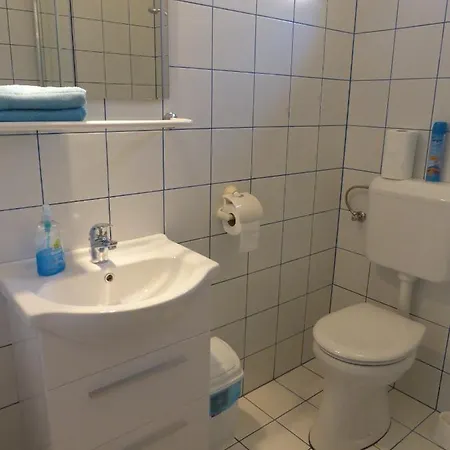 Napfeny Es Vendeghaz Apartment *
