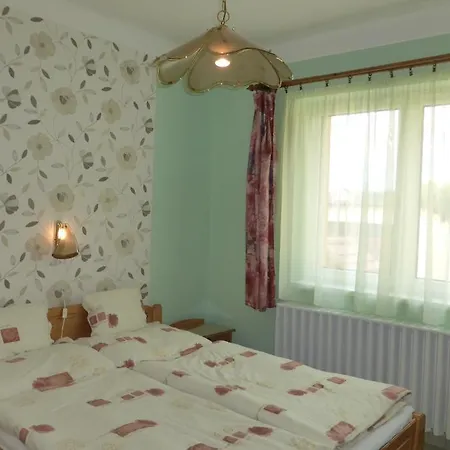Napfeny Es Vendeghaz Apartment Egerszalok
